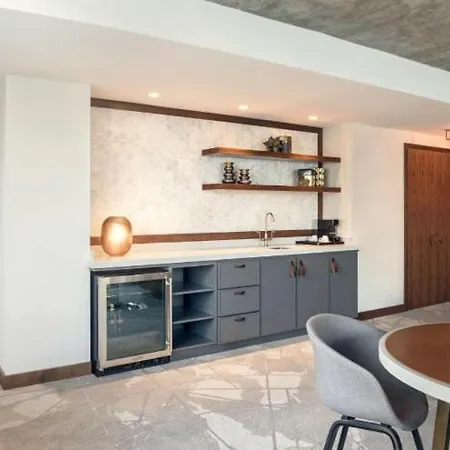 Apartment Hanza Tower Studio Deluxe With Pool & Jacuzi & Sauna