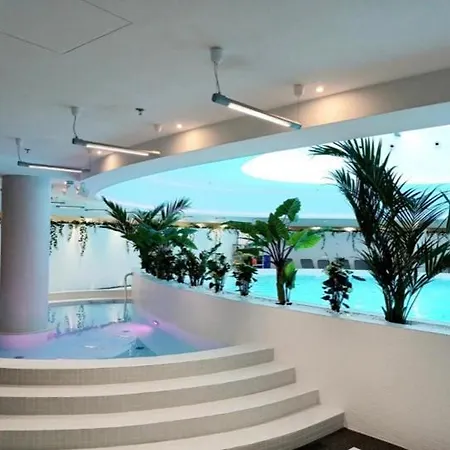 Hanza Tower Studio Deluxe With Pool & Jacuzi & Sauna